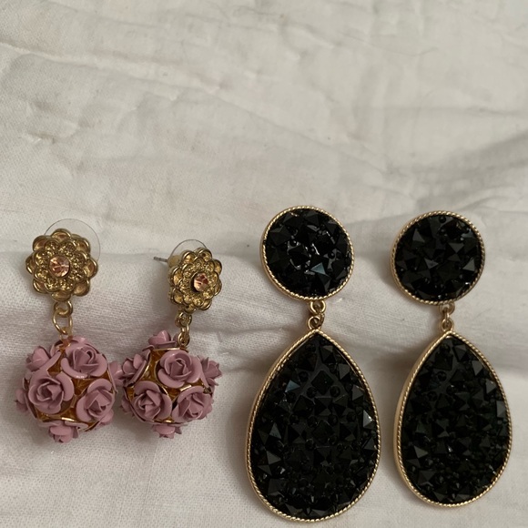 3/$20 Earring Bundle - Picture 4 of 5